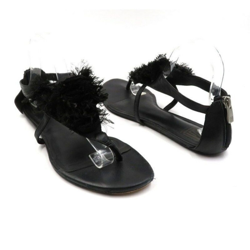 POUR LA VICTOIRE Womens Sandals Size 9.5 Black Floral Thong Zip Back Flat